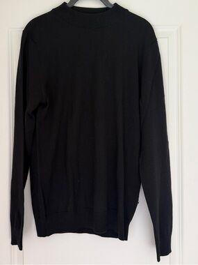 Nn.07 Classic Black Mockneck Sweater